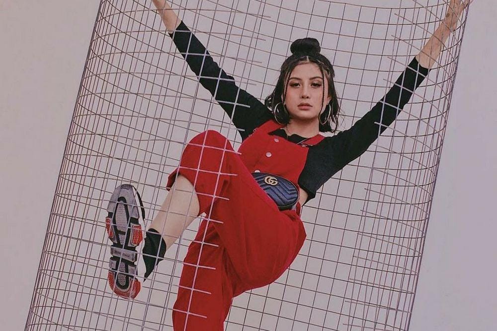 Instagram.com/@awkarin