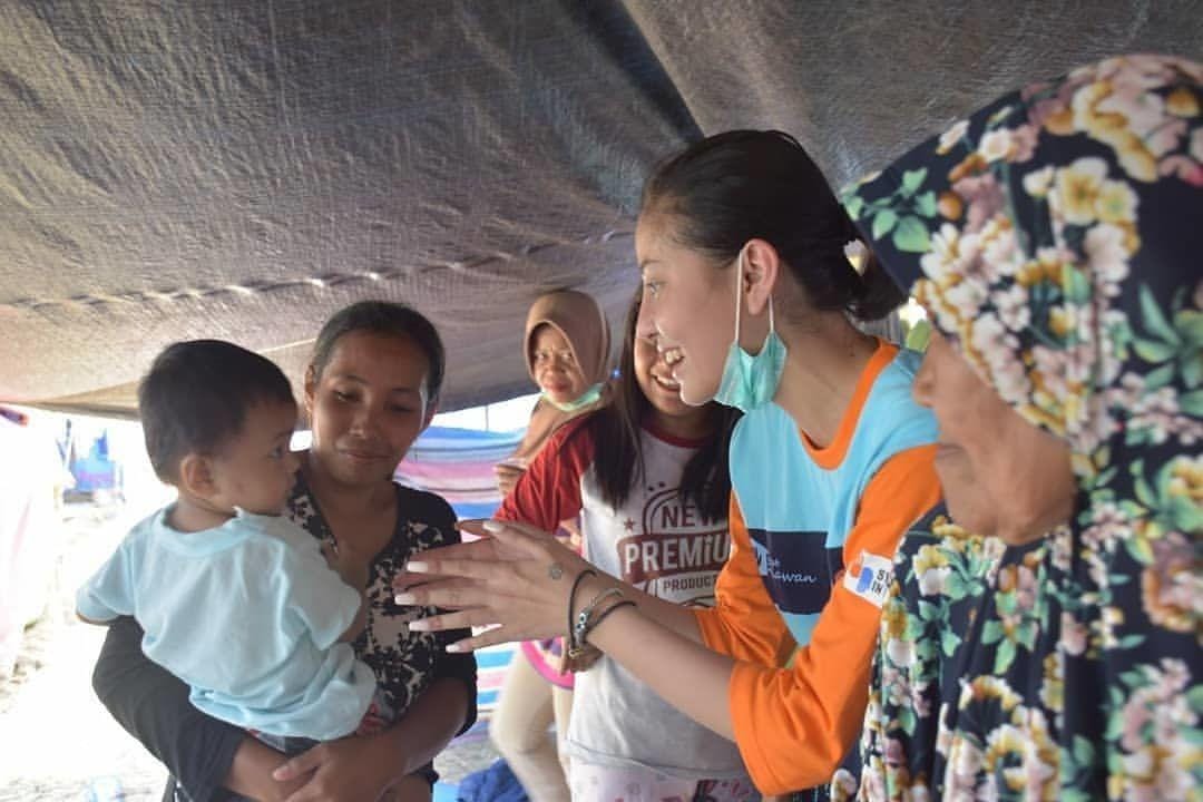 Instagram.com/sekolahrelawan