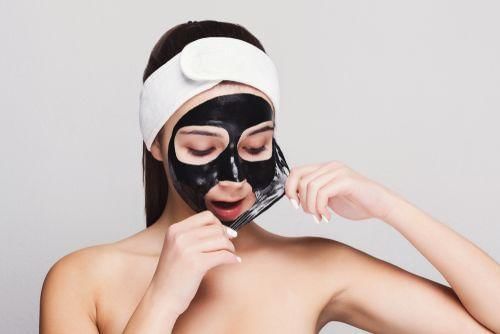 Shutterstock/Prostock-studio