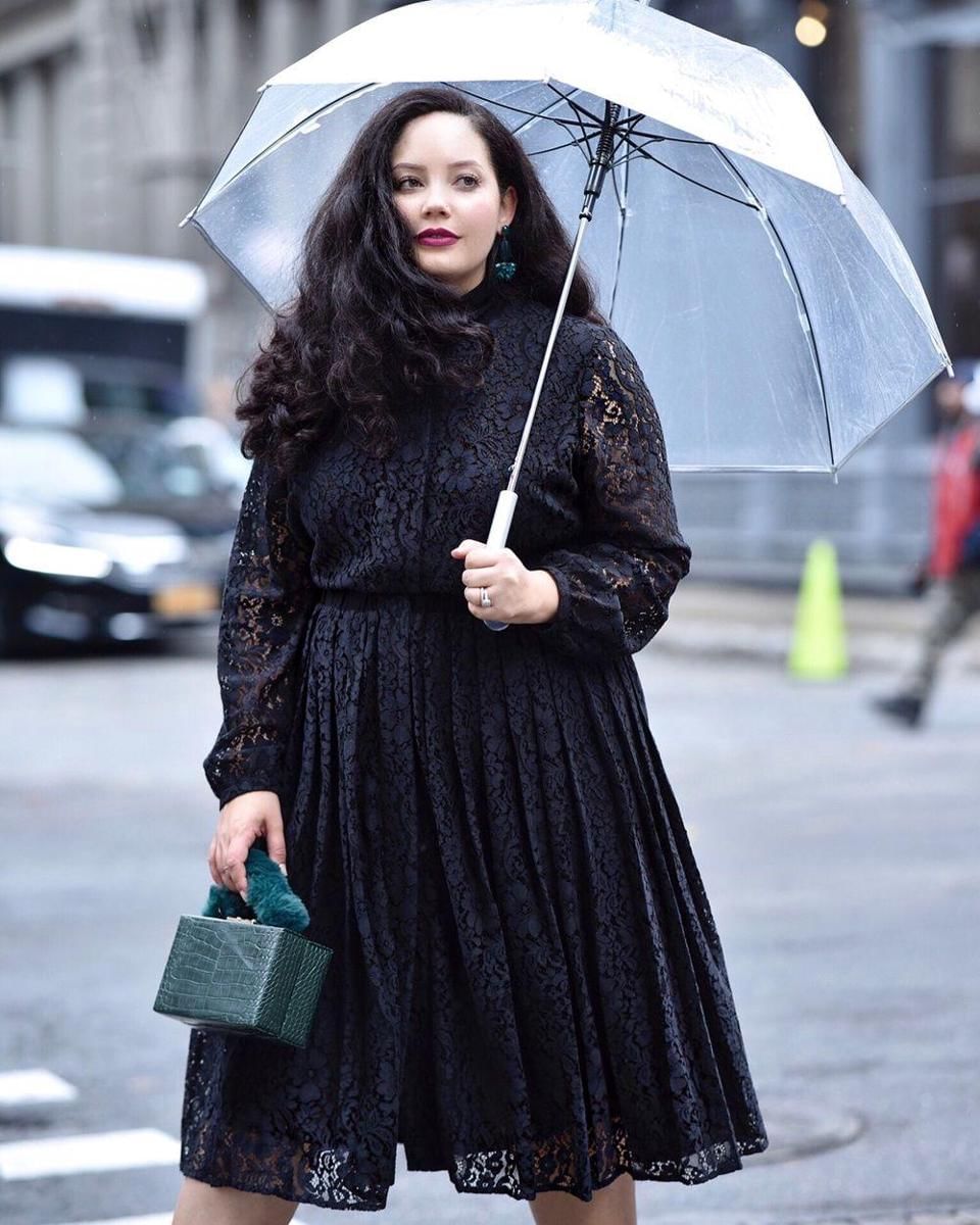 Instagram.com/girlwithcurves