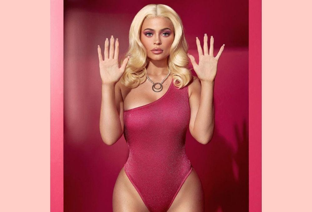 instagram.com/kyliejenner