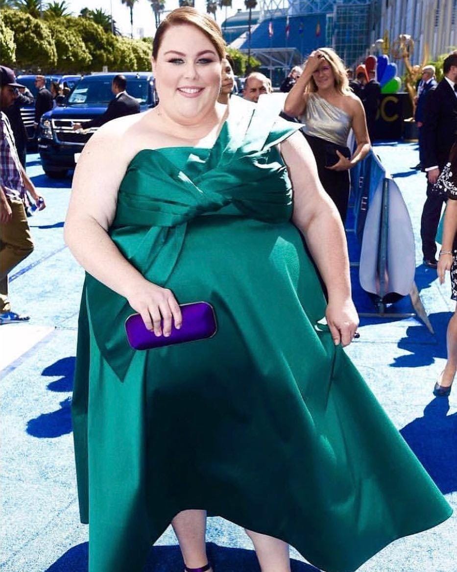 https://www.instagram.com/chrissymetz/