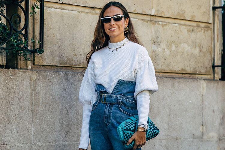 #PopbelaOOTD: Celana Jeans Unik untuk yang Mau Tampil Beda