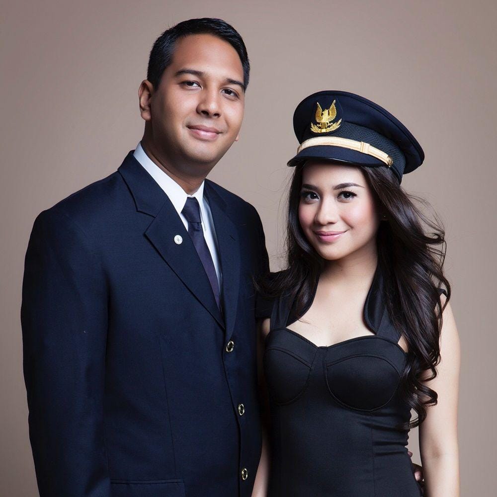 Instagram.com/christiejulia, glennprasetya