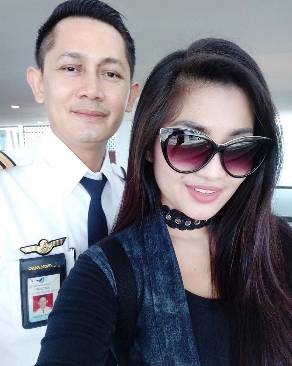 Instagram.com/fitricarlina