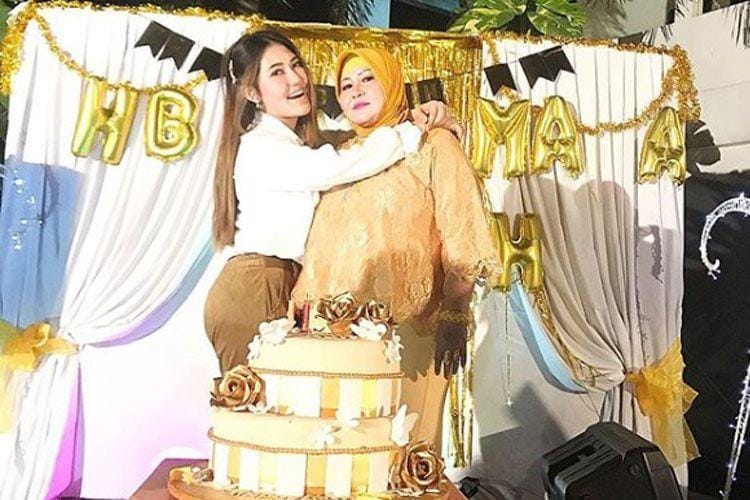 instagram.com/viavallen