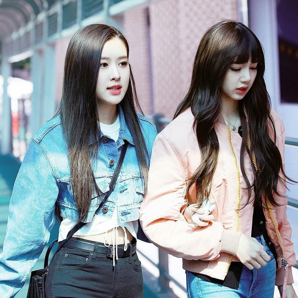 instagram.com/lisa.blackpink
