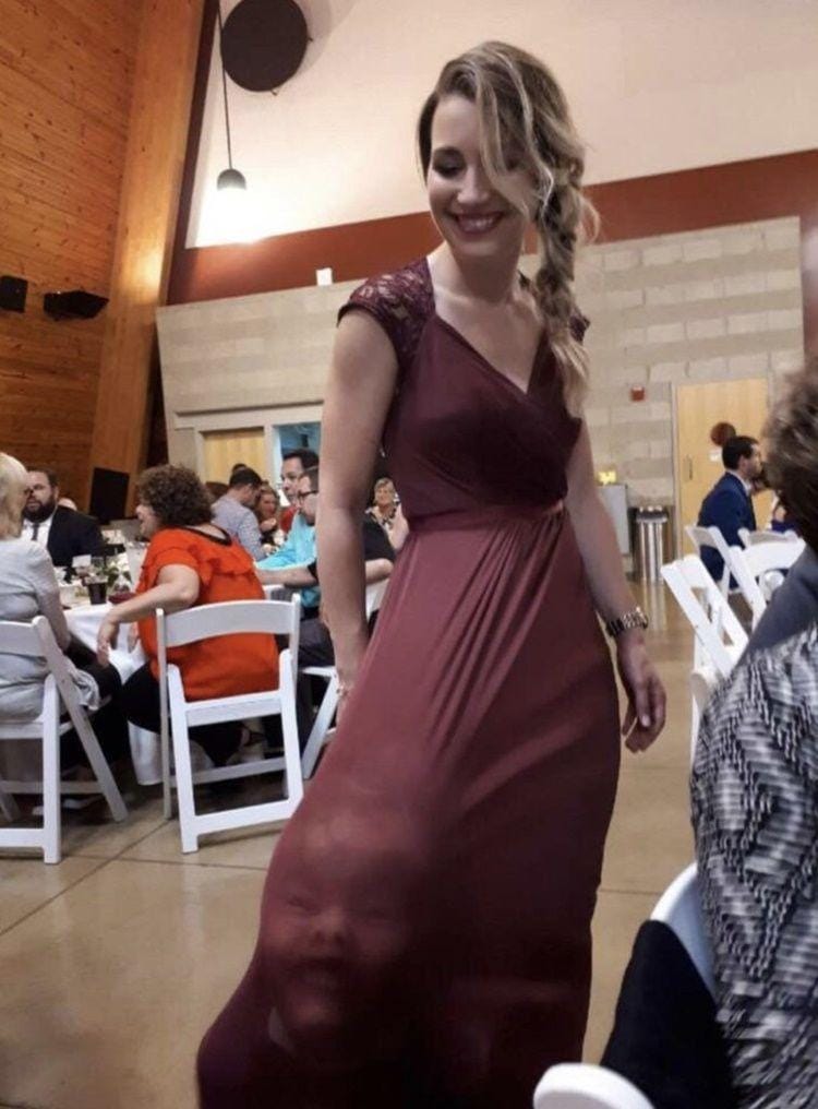 awkwardfamilyphotos.com, reddit.com