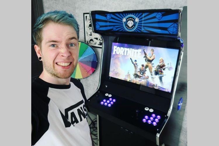 instagram.com/danTDM