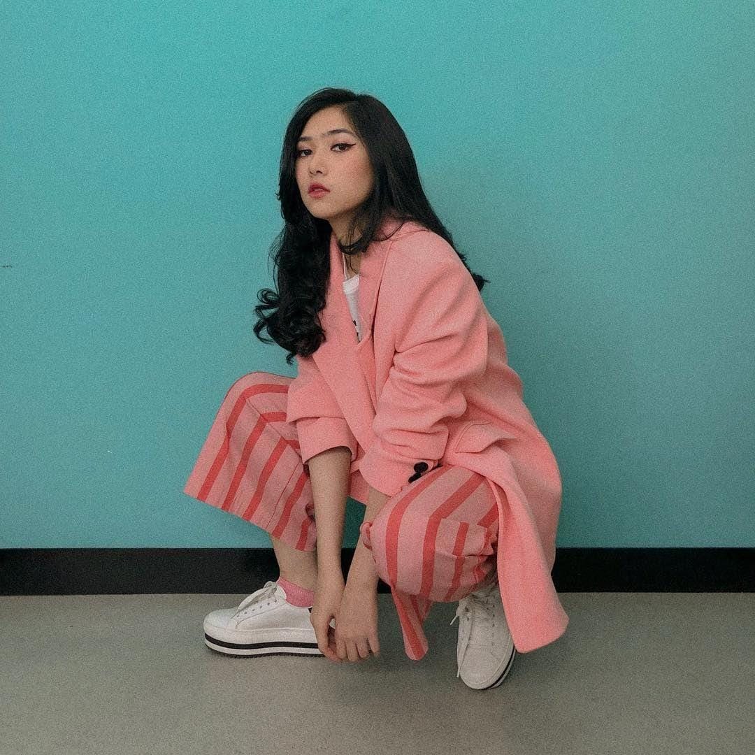 instagram.com/isyanasarasvati