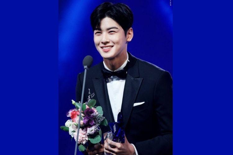 twitter.com/cha_eun_woo