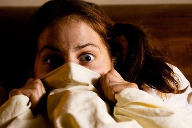 Walaupun Seram, Ini 4 Manfaat Menonton Film Horor