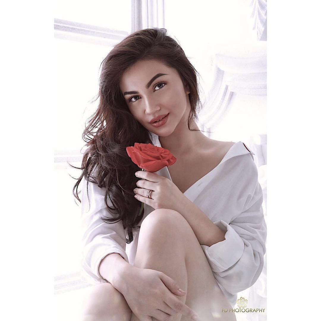 Instagram.com/arieltatum