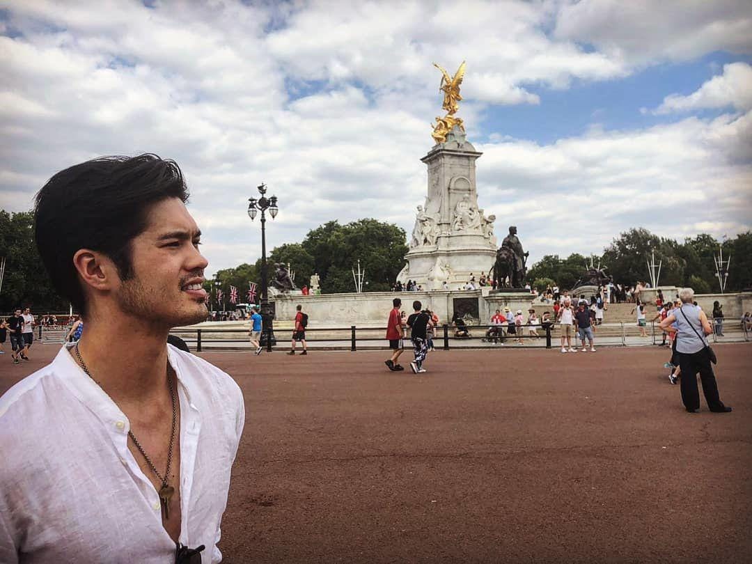 instagram.com/rosebuttler