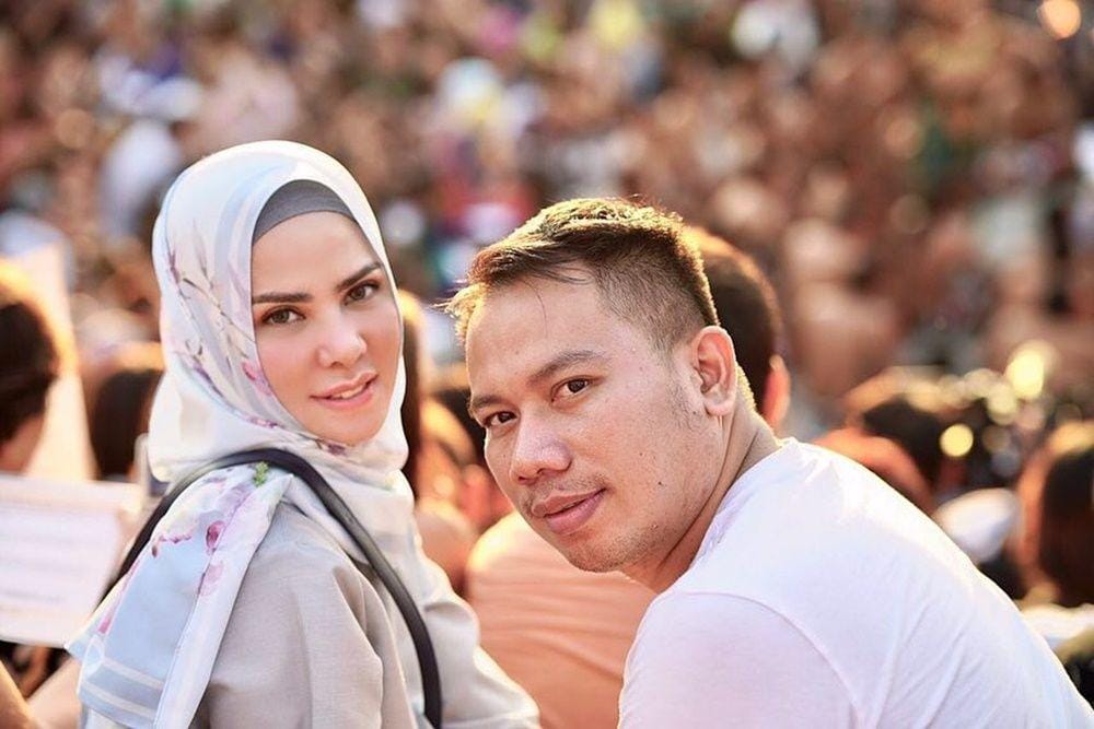 Instagram.com/vickyprasetyo777