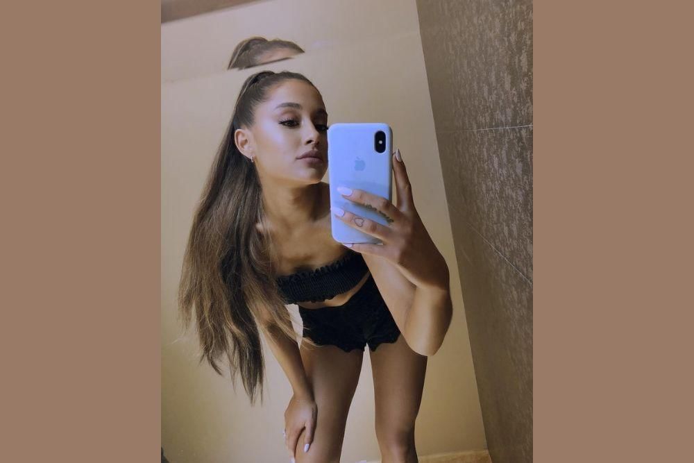 instagram.com/arianagrande
