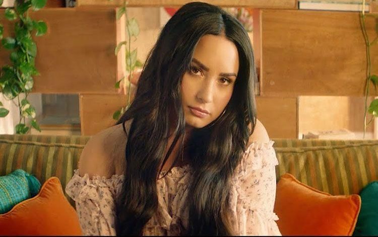 youtube.com/clean bandit