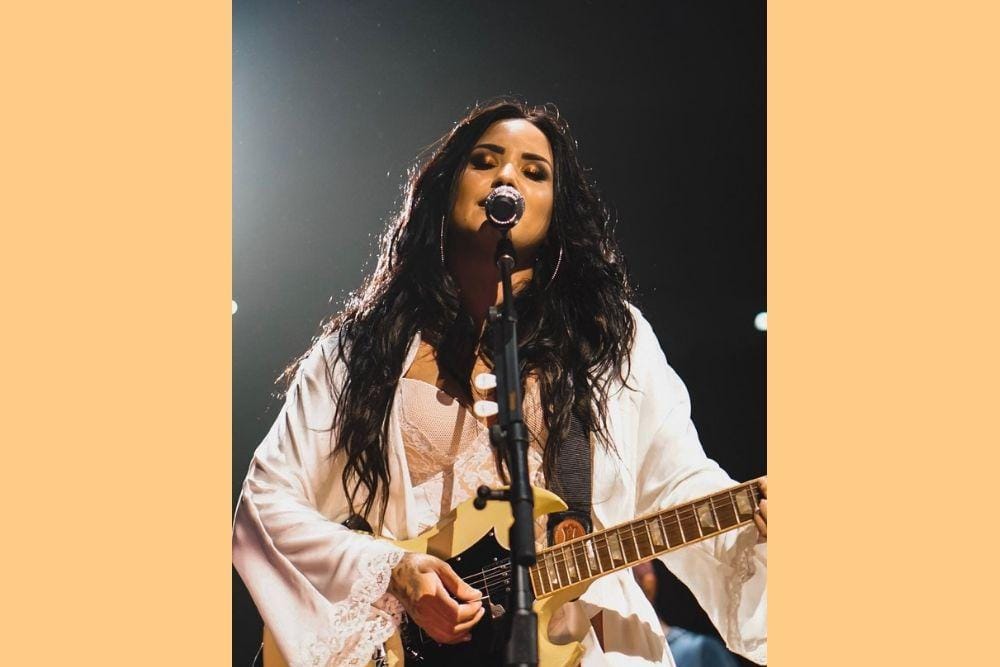 instagram.com/ddlovato