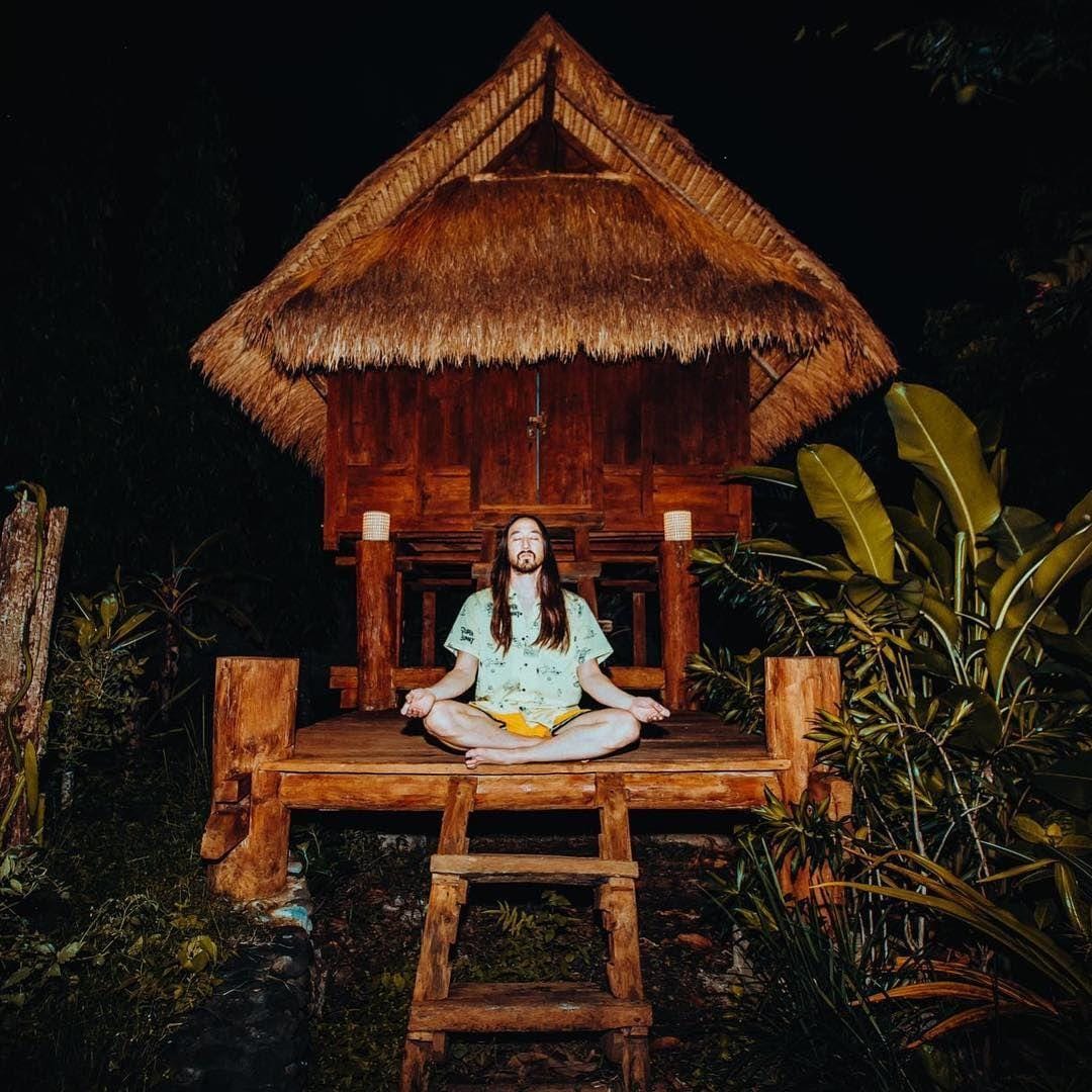 Instagram.com/steveaoki