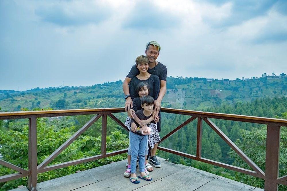 Instagram.com/nirinazubir_