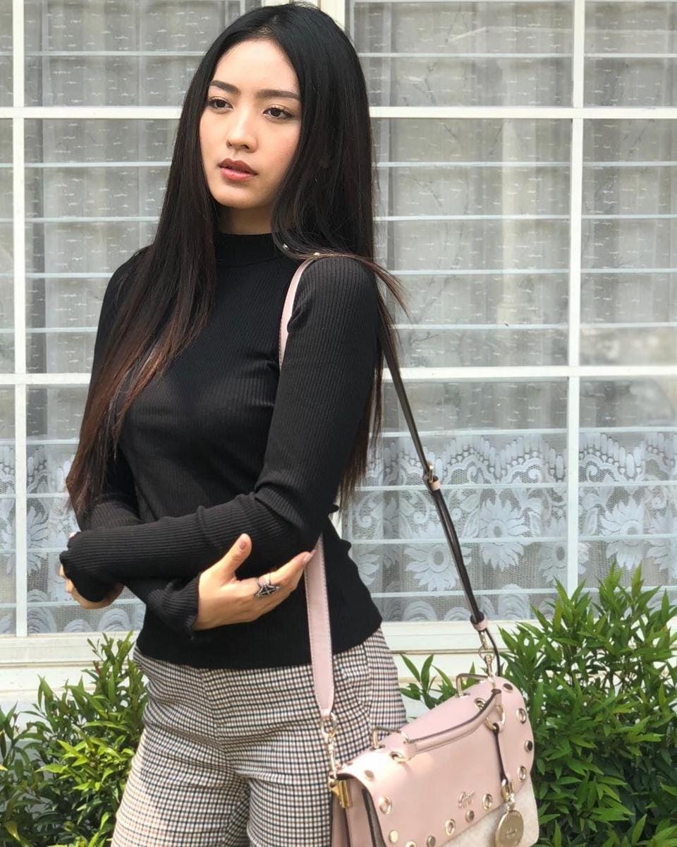 instagram.com/natashawilona12