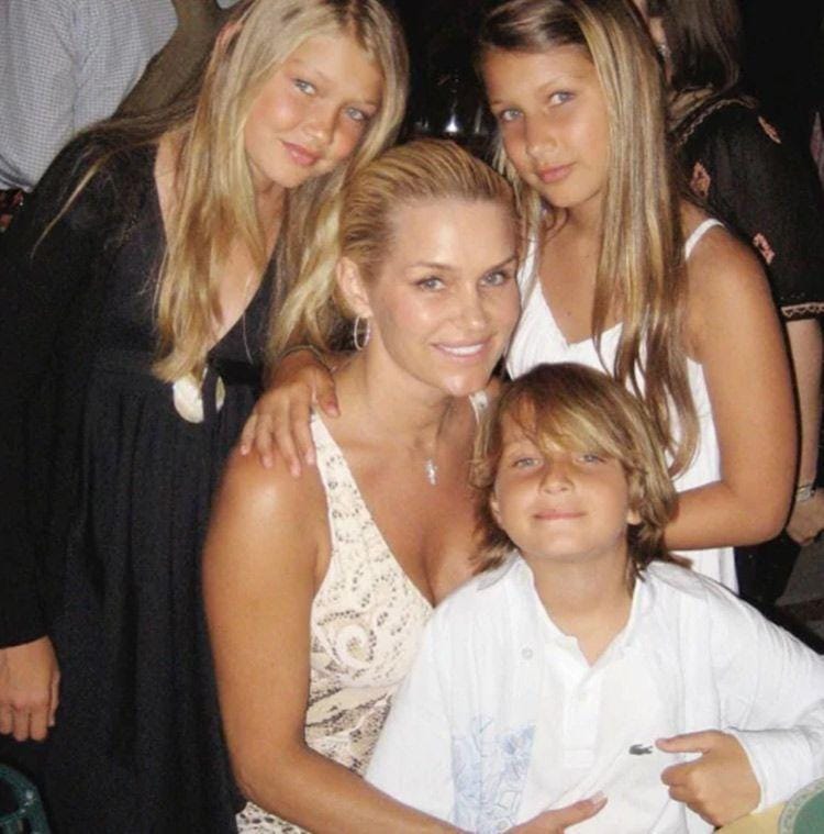 telegraph.co.uk, Instagram.com/yolandahadid