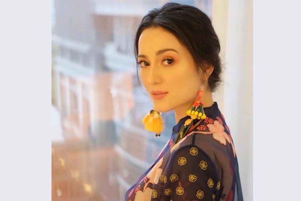 Instagram.com/julstelle