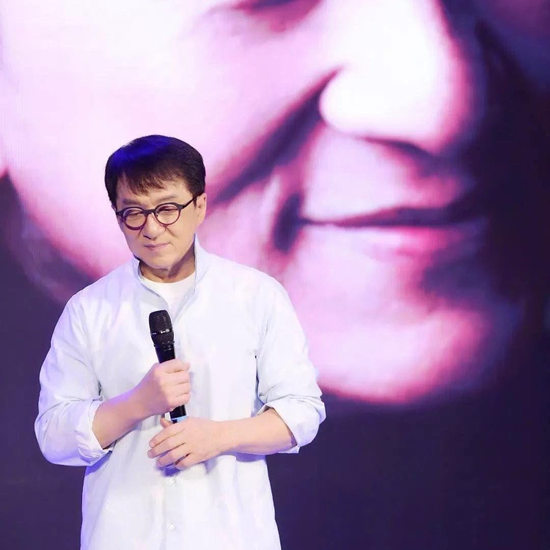 instagram.com/jackiechan