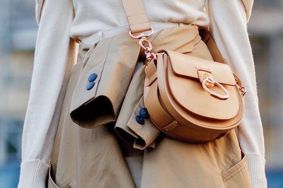 #PopbelaOOTD: Tas Minimalis untuk Pecinta Gaya Praktis