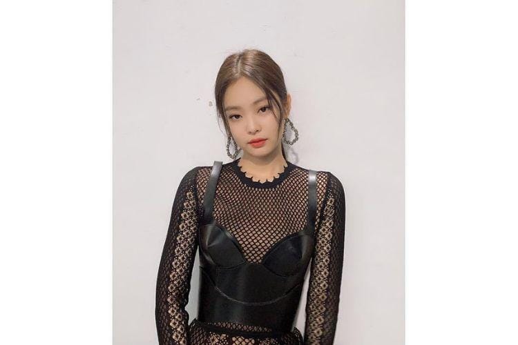 Instagram.com/@jennierubyjane
