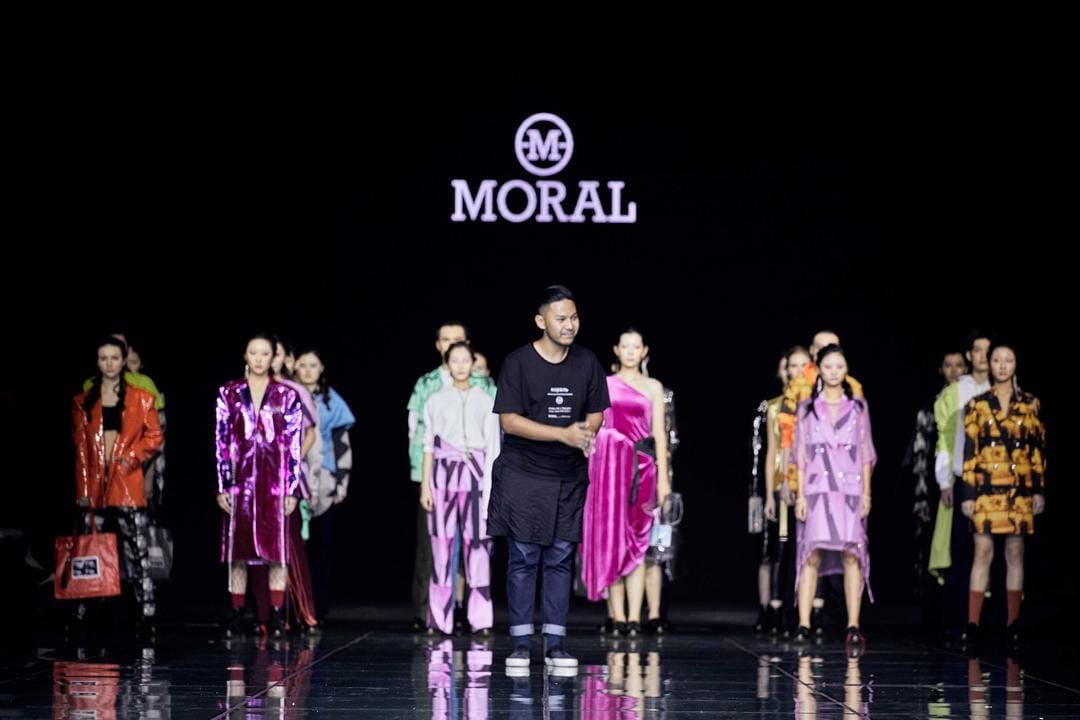 MORAL Tampil di Ajang Pekan Mode Harbin di China