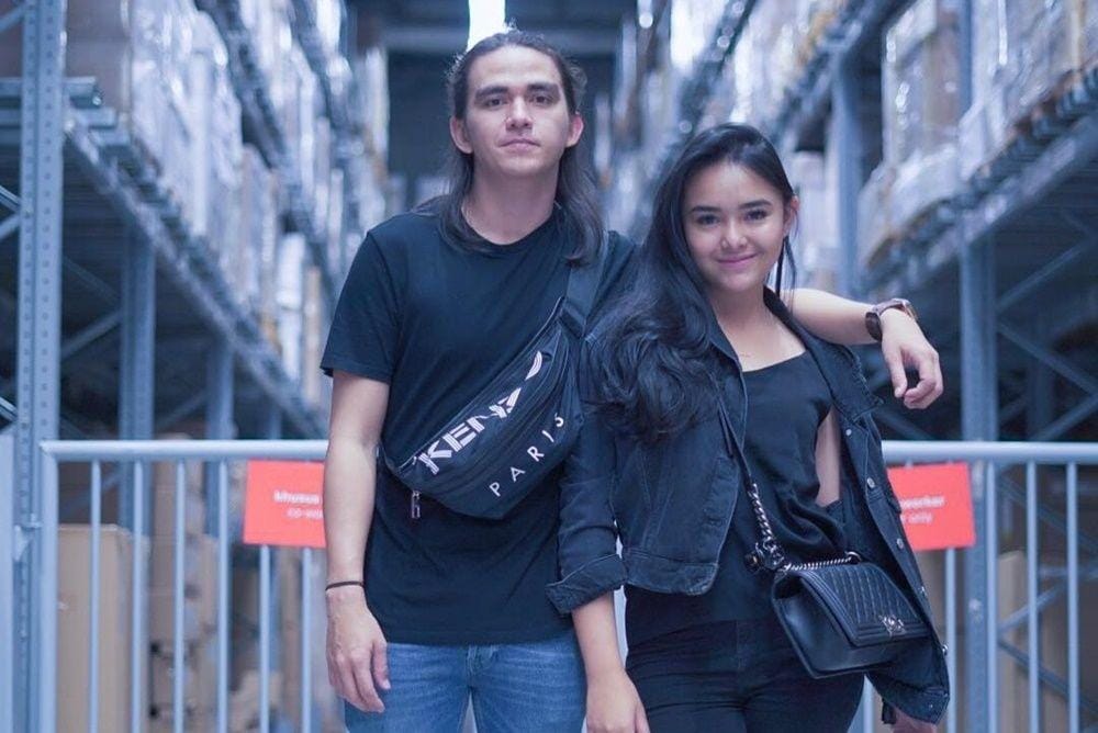 Selalu Mesra, Ini 11 Gaya Pacaran Amanda Manopo dan Chris Laurent