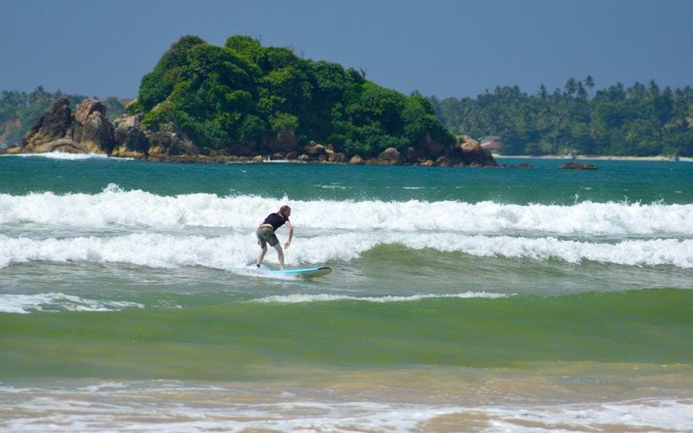 weligamabayresort.com