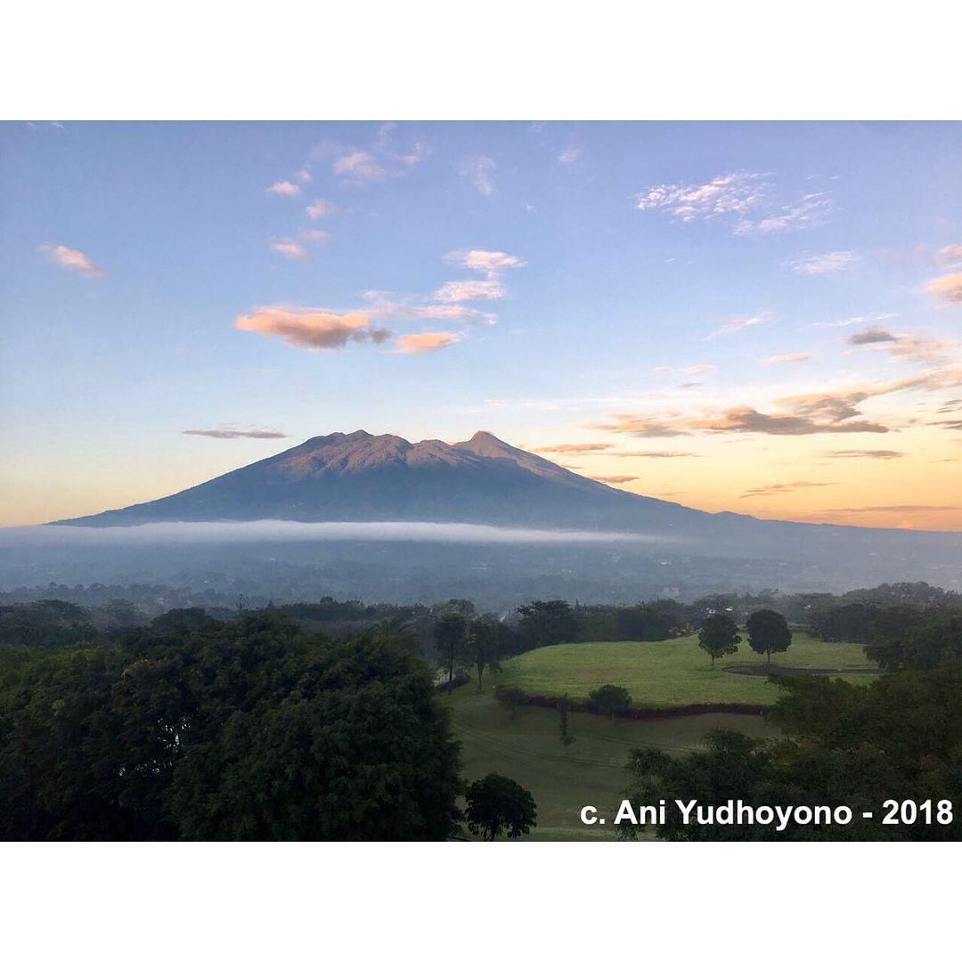 Instagram.com/aniyudhoyono