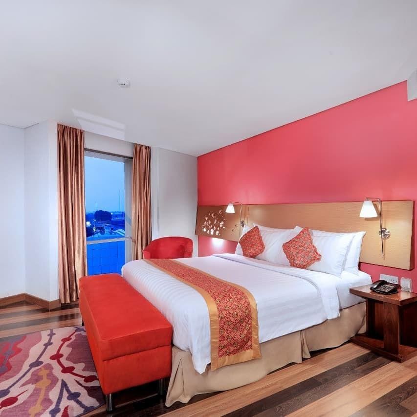 Instagram.com/astonpalembang