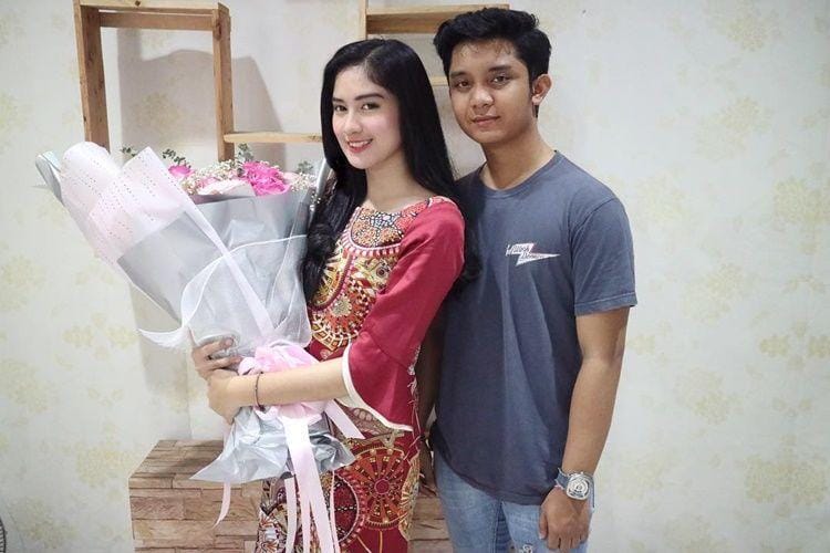 Instagram.com/ochi24