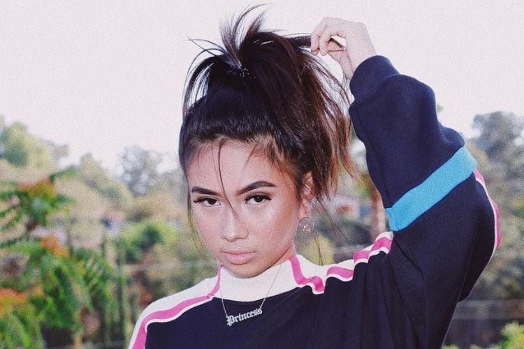 Instagram.com/@nikizefanya