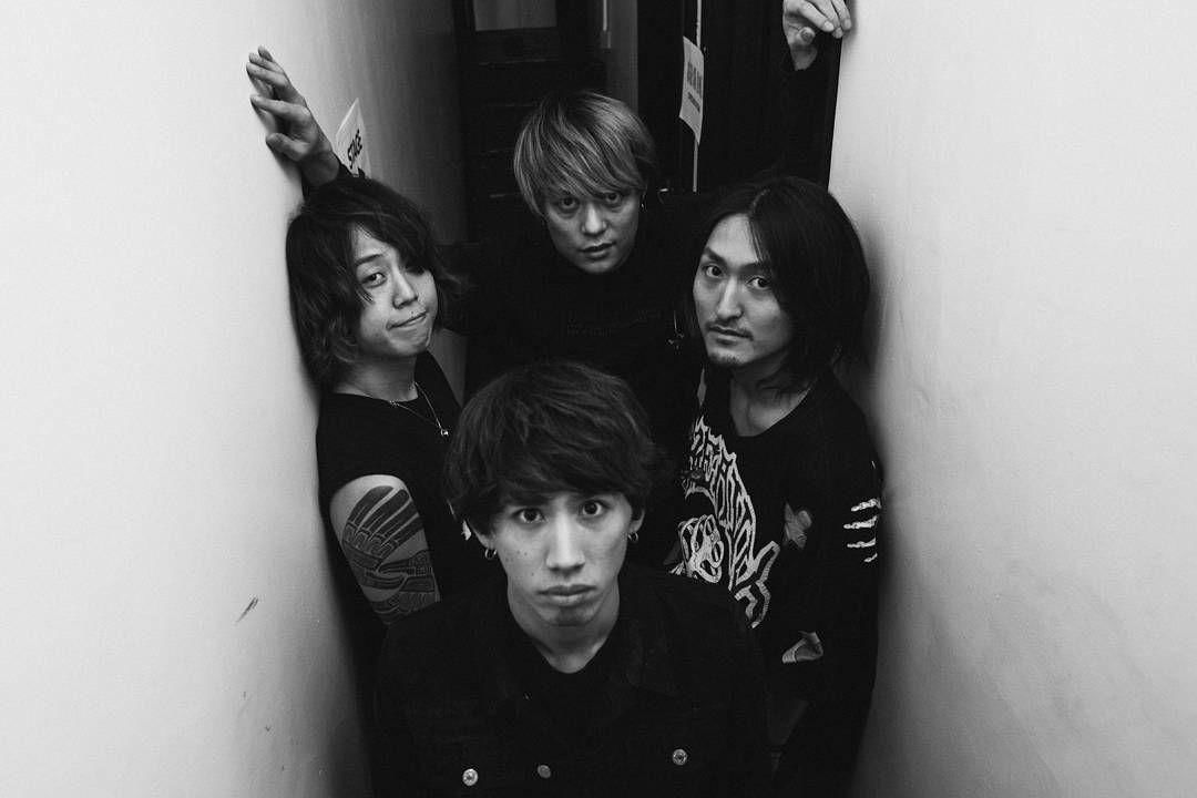 instagram.com/oneokrockofficial