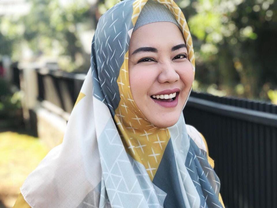JurnalRisa Dituding ‘Settingan’, Begini Jawaban Risa Saraswati