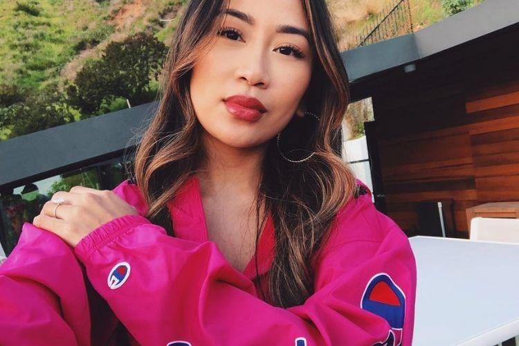 7 Gaya Makeup dan Rambut Kekinian a la Menantu Bambang Trihatmodjo