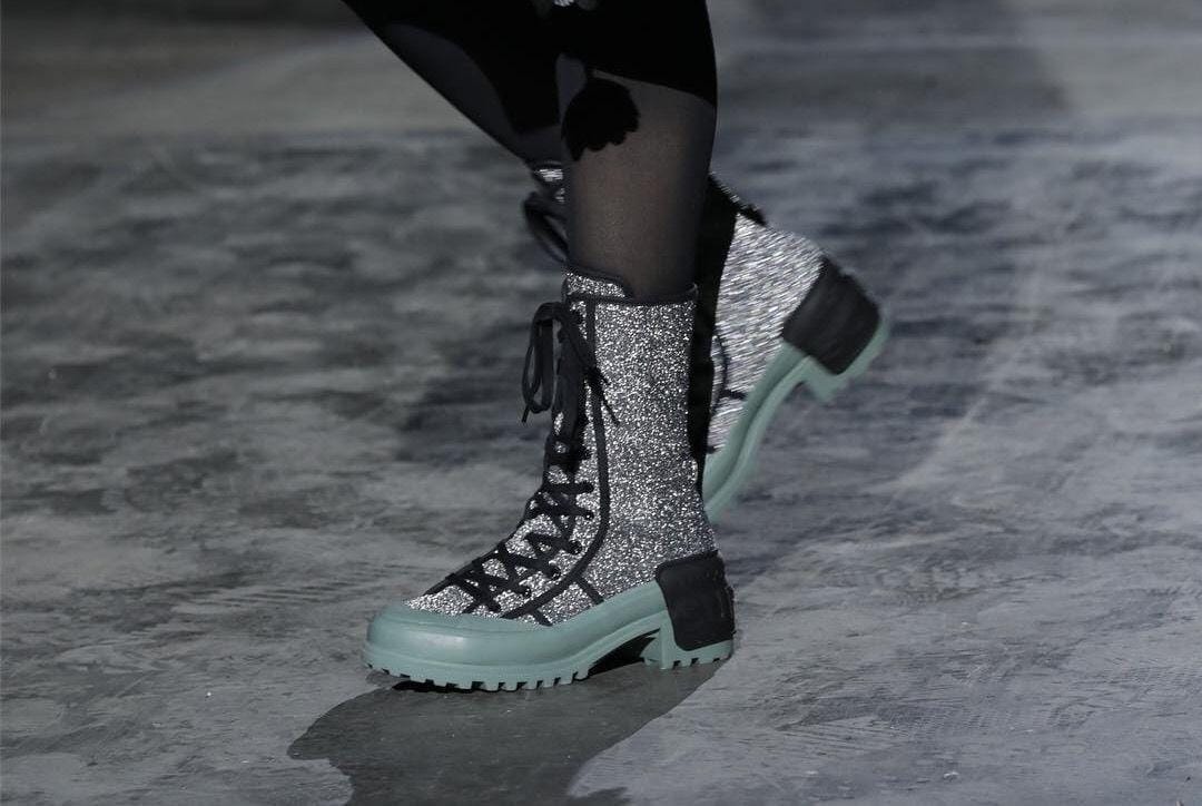5 Trend Sepatu yang Wajib Kamu Coba Sebelum Dipakai Orang Lain Duluan