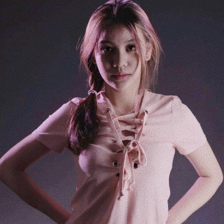 instagram.com/frisllyherlind