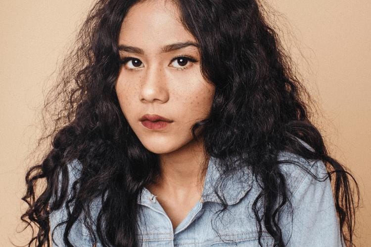 instagram.com/@cakecaine