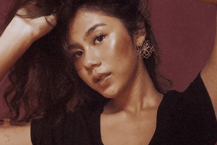 instagram.com/@cakecaine