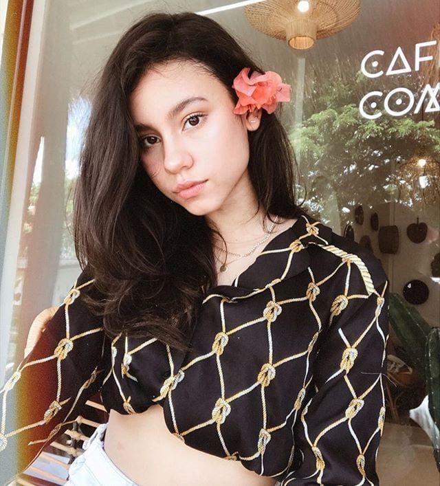 instagram.com/naomi.paulinda