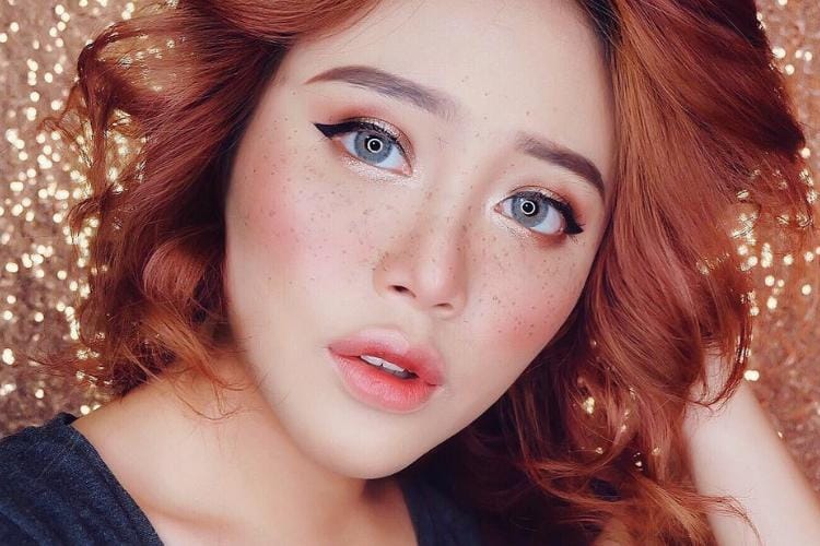 instagram.com/@janineintansari