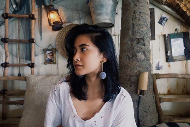 instagram.com/nadyaarina