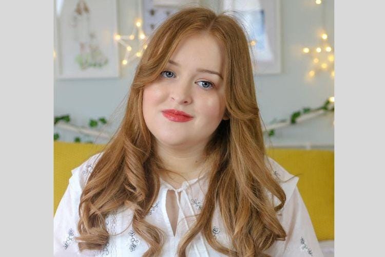 Instagram.com/@fashioneyesta2012