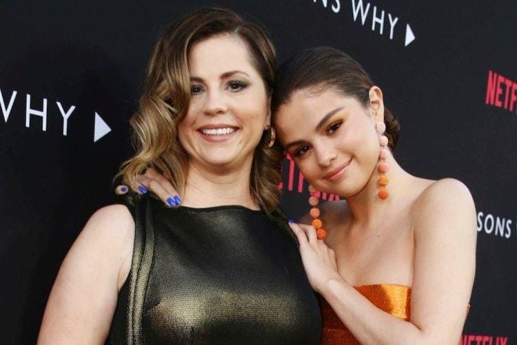 Sedih, 7 Seleb Hollywood Ini Pernah Berseteru dengan Orangtuanya