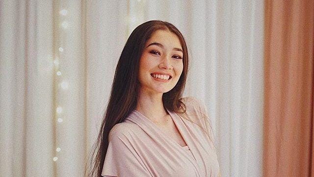 Instagram.com/devinaureel